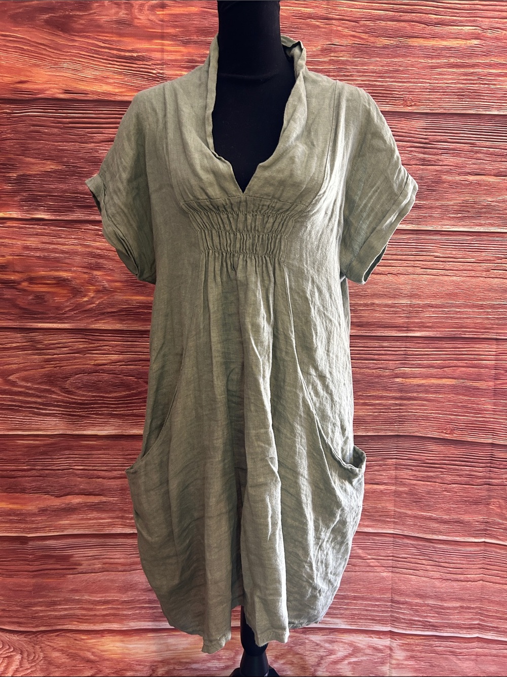 Meo Meli Relaxed Olive Green Short-Sleeve Dress | Medium